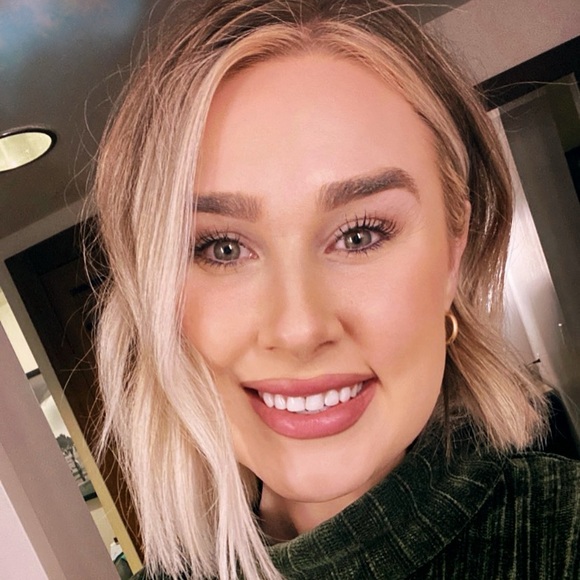 Meet your Posher, Cassadie - Picture 1 of 1